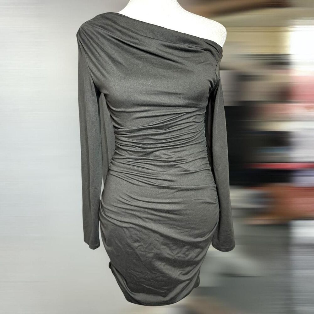 **BOGO** Black Long Sleeve Bodycon Dress